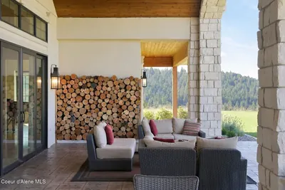 Property 26-9864 - Photo 98