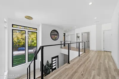 Property 26-10413 - Photo 35