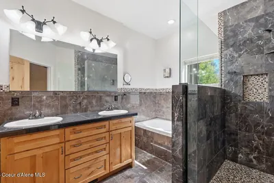 Property 26-8768 - Photo 18