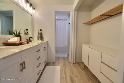 Property 26-10356 - Photo 10