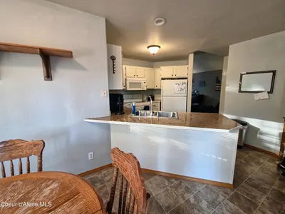 Property 26-7749 - Photo 5