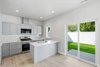 Property 26-10202 - Photo 11