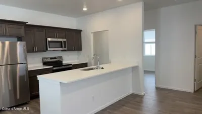 Property 26-8195 - Photo 4
