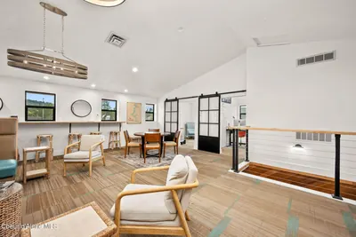 Property 26-9305 - Photo 28