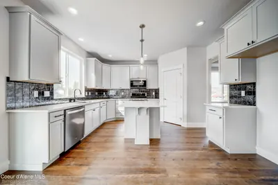 Property 26-1110 - Photo 13