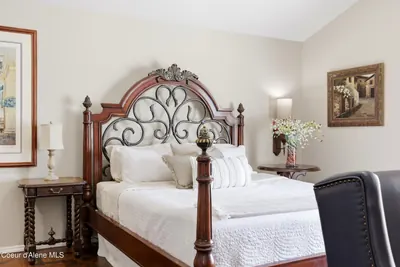 Property 26-9584 - Photo 28