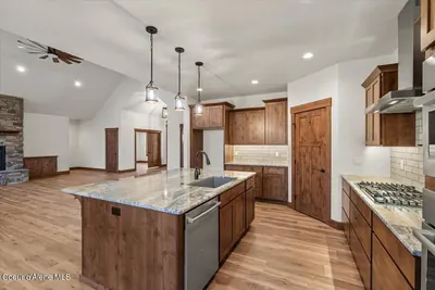 Property 26-7686 - Photo 12