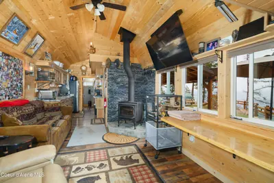 Property 26-7985 - Photo 38