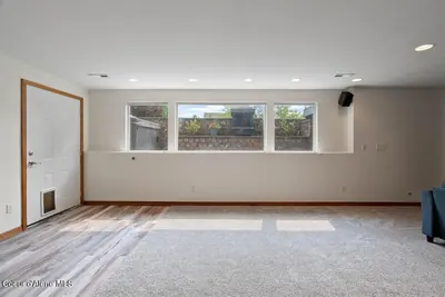 Property 26-6747 - Photo 25