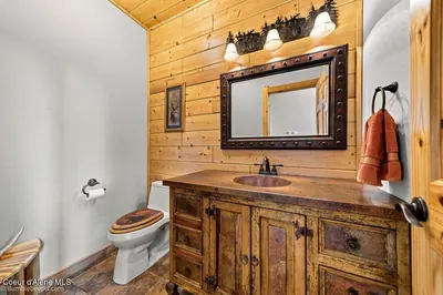 Property 26-8410 - Photo 42