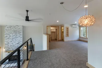 Property 26-3935 - Photo 18