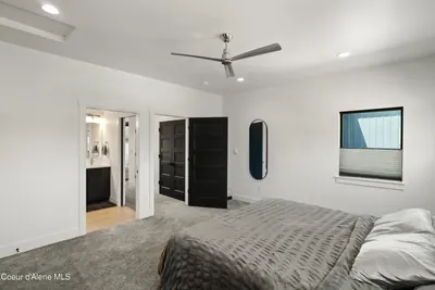 Property 26-8342 - Photo 26