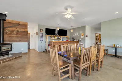 Property 26-9917 - Photo 37