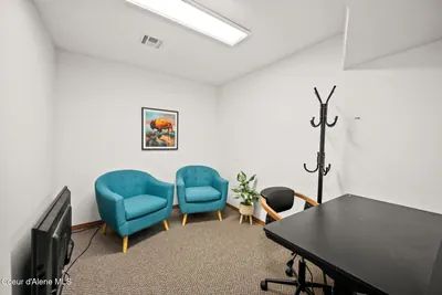 Property 26-9305 - Photo 41