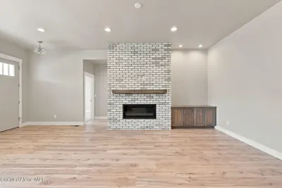 Property 26-10033 - Photo 6