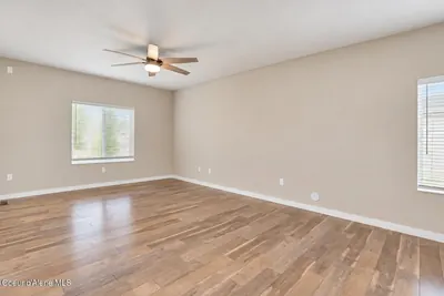 Property 26-6285 - Photo 12