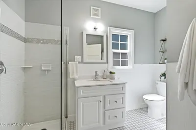 Property 26-8748 - Photo 24