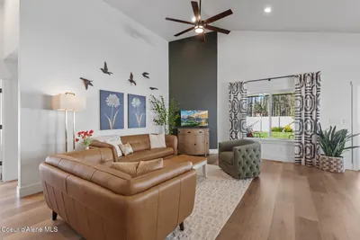 Property 26-8880 - Photo 3