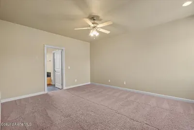 Property 26-8204 - Photo 36
