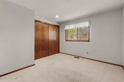 Property 26-10095 - Photo 21
