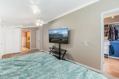 Property 26-9463 - Photo 26