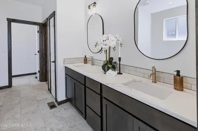 Property 26-7946 - Photo 18