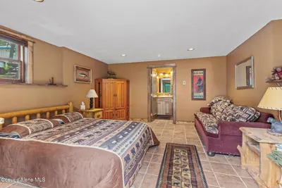 Property 26-5527 - Photo 10