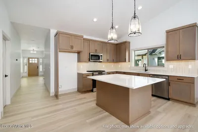 Property 26-3233 - Photo 6