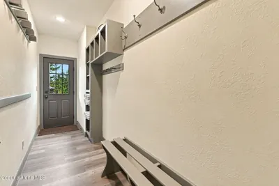 Property 26-9647 - Photo 58