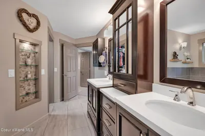 Property 26-8851 - Photo 34