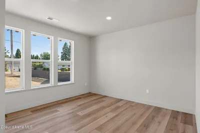 Property 26-9930 - Photo 23