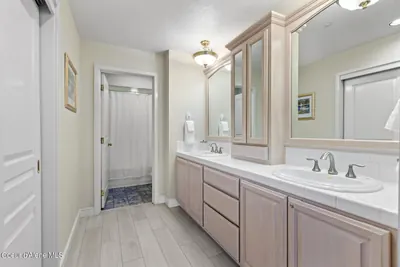 Property 25-9661 - Photo 12