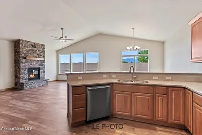 Property 26-7934 - Photo 5