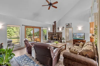 Property 26-7682 - Photo 3