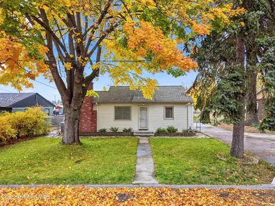 Property 26-10606 - Photo 2