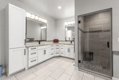 Property 26-9331 - Photo 28