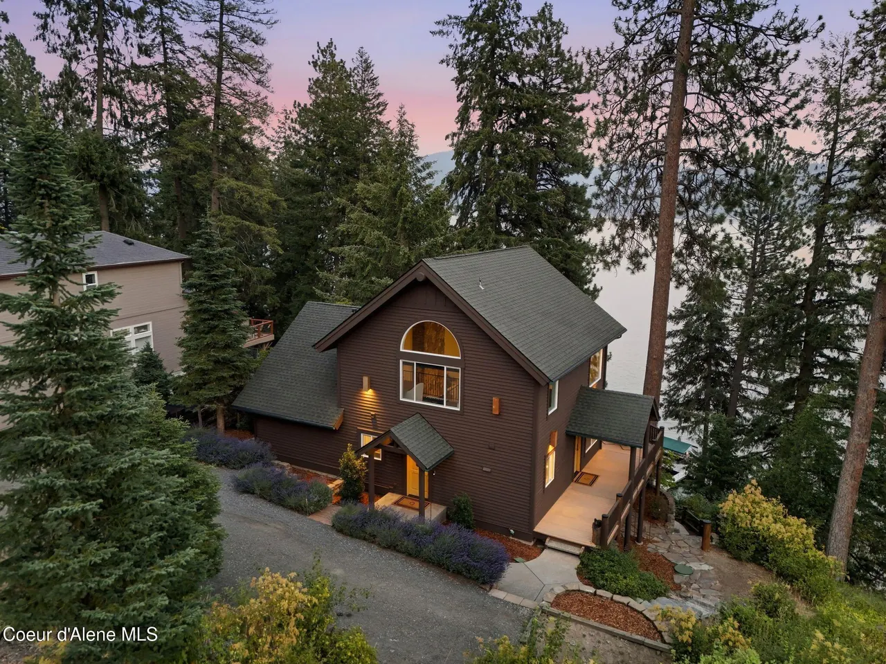 Property 26-7889 - Photo 1
