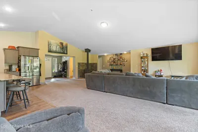 Property 26-9576 - Photo 8