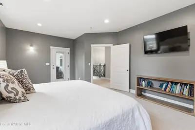 Property 26-9715 - Photo 25