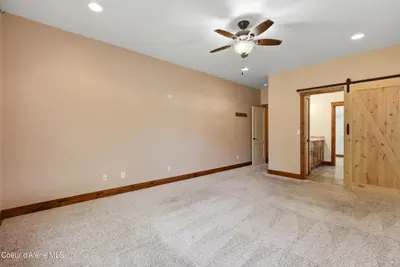 Property 26-9920 - Photo 15