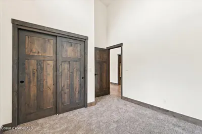 Property 26-10586 - Photo 24