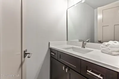 Property 26-9652 - Photo 26