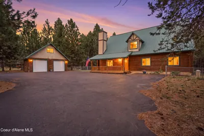 Property 26-8128 - Photo 1