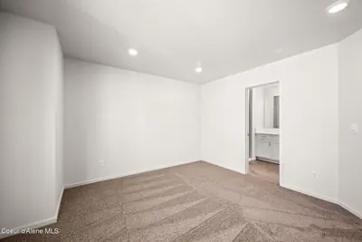 Property 26-10117 - Photo 31