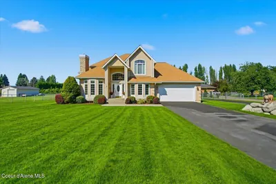 Property 26-8628 - Photo 1