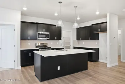 Property 26-10605 - Photo 10