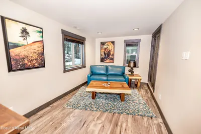 Property 26-985 - Photo 9