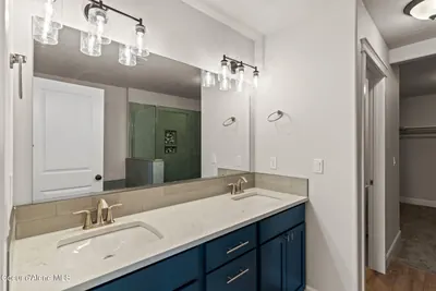 Property 26-1113 - Photo 27