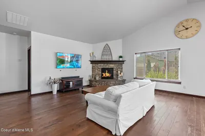 Property 26-9791 - Photo 2