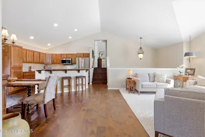 Property 26-9584 - Photo 29